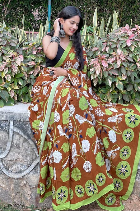 Shop Thee Modern Roots Brown Crepe Bloom Print Saree With Unstitched Blouse Piece at Aza Fashions Shop_Thee Modern Roots_Brown Crepe Bloom Print Saree With Unstitched Blouse Piece _at_Aza_Fashions