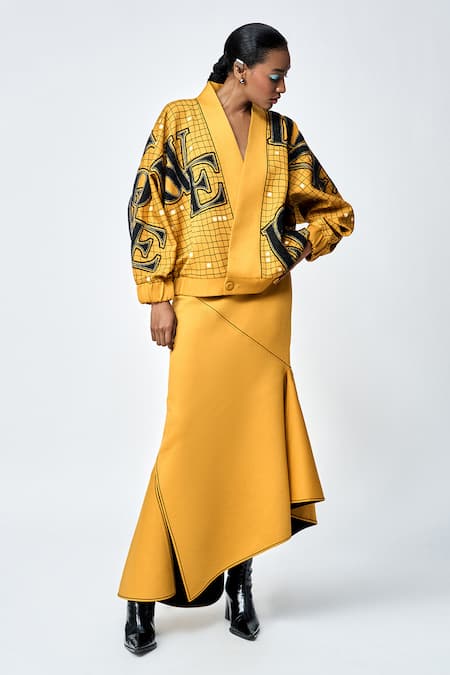 Shahin Mannan Love Checks Embroidered Kimono Jacket With Asymmetric Skirt 