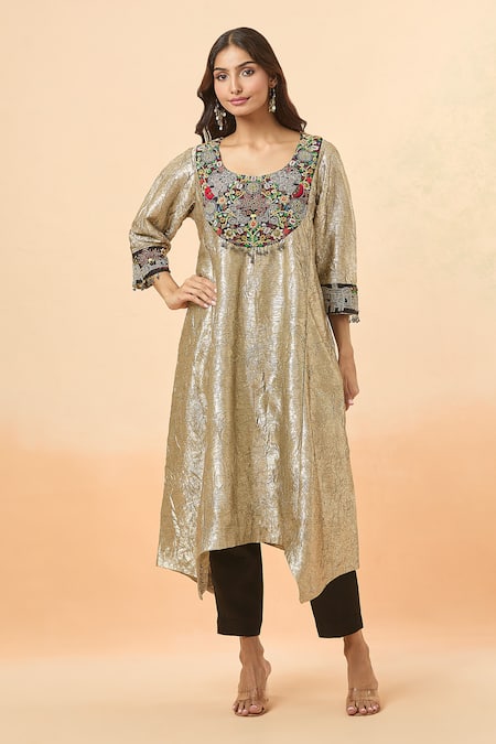 Divya Kanakia Resham Yoke Embroidered Kaftan & Pant Set 