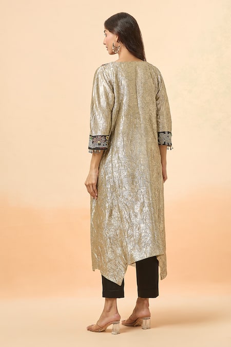 Divya Kanakia Resham Yoke Embroidered Kaftan & Pant Set 