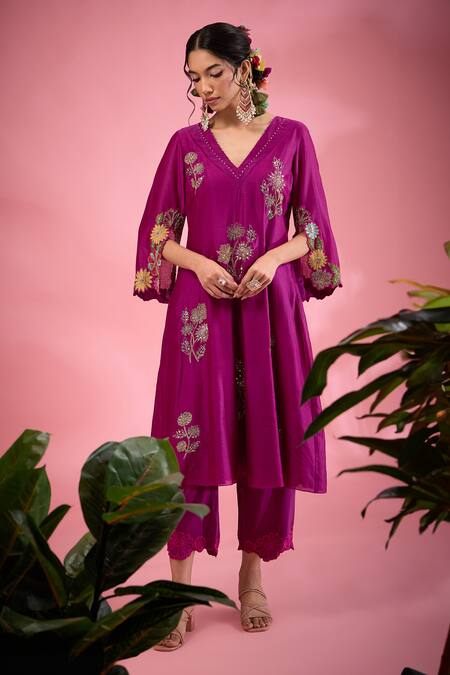Show Shaa_Magenta Chanderi, Crepe, Cotton Embroidery V-neck Patch Kurta With Pant _Online_at_Aza_Fashions