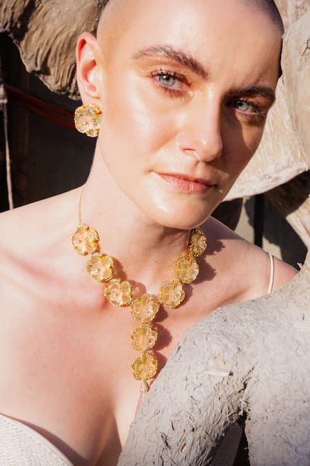 Goddess Of Glocal Chashm-E-Shahi Lemon Quartz Floral Drop Necklace Set 