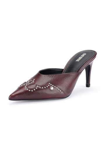 Oroh Maroon Metallic Thread Gubbio Embellished Mule Pumps at Aza Fashions Oroh_Maroon Metallic Thread Gubbio Embellished Mule Pumps_at_Aza_Fashions