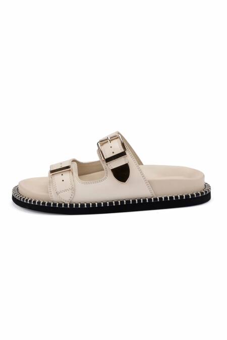 Oroh_Off White Modica Leather Plain Flat Sandals _Online_at_Aza_Fashions