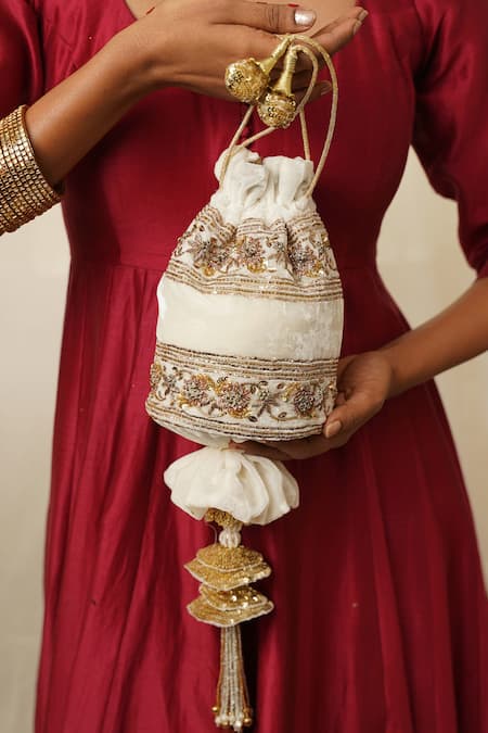 Moirra Rekha Floral Embroidered Potli 