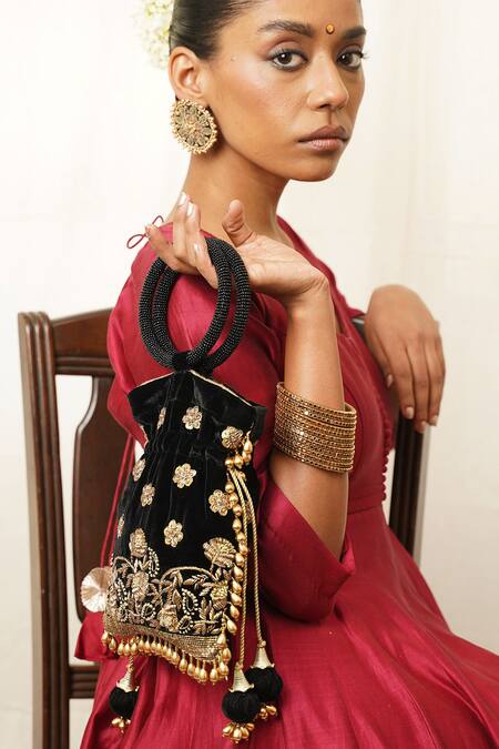 Moirra_Black Zari, Sequins, Beads Makhmali Floral Embroidered Potli _Online_at_Aza_Fashions