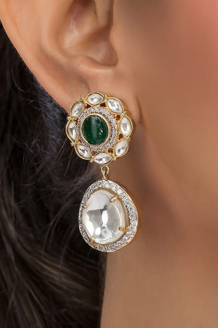 Vasundhara Aadhya Floral Shaped Earrings 