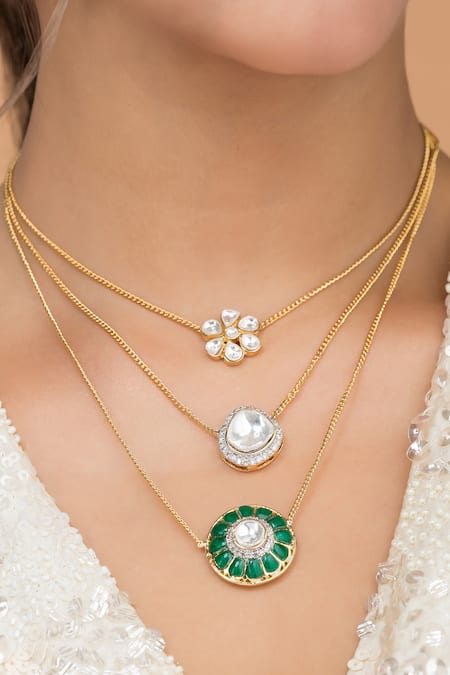 Vasundhara Husna Floral Layered Chain Necklace 