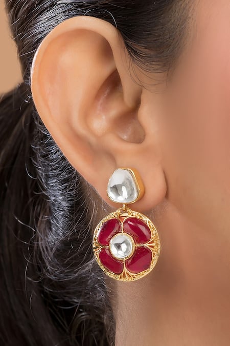 Vasundhara Aishani Tear Drop Embellished Earrings 