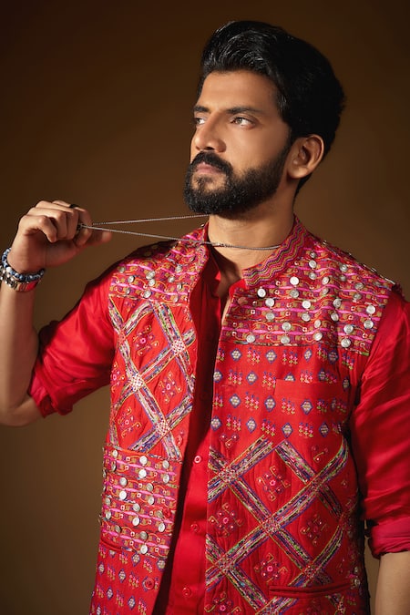 Buy_Punit Balana_Red Silk Embroidery Thread And Coin Bundi Kurta Set 