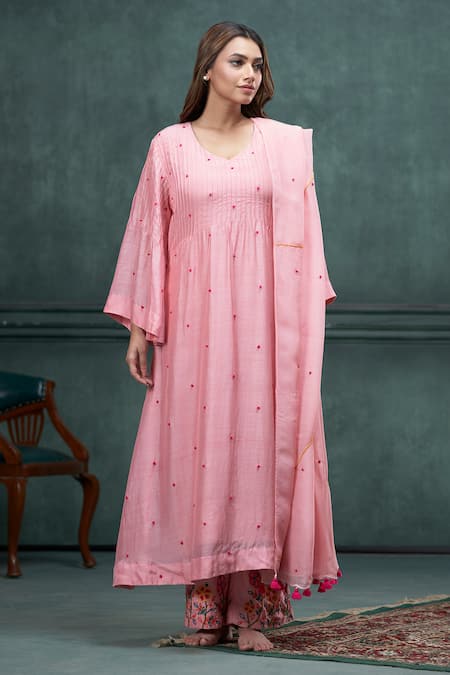 Hirika&Dhruti French Knot Hand Embroidered A-line Kurta Set 