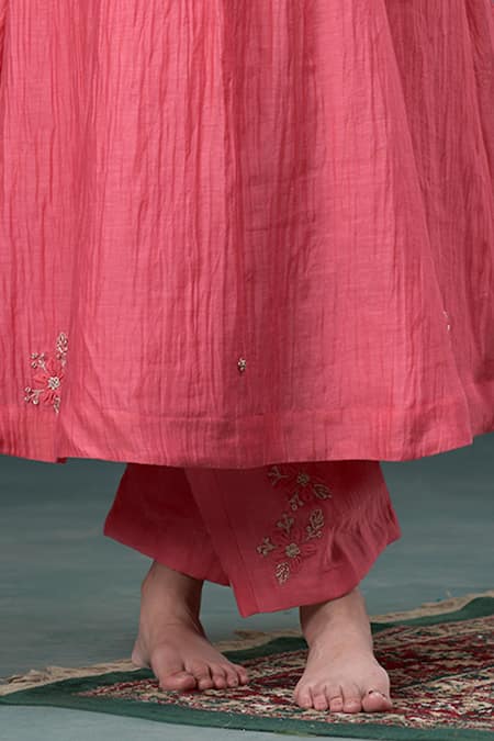 Hirika & Dhruti Peach Chanderi Embroidery Scoop Neck Flower Hand A-line Kurta Set Online at Aza Fashions Hirika & Dhruti_Peach Chanderi Embroidery Scoop Neck Flower Hand A-line Kurta Set _Online_at_Aza_Fashions