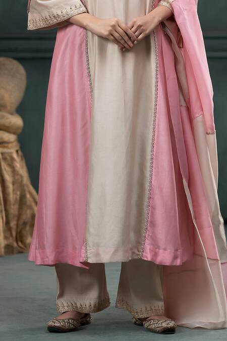 Hirika & Dhruti Pink Silk, Cotton, Organza Embroidery, Sequins Marodi Work Kurta Pant Set Online at Aza Fashions Hirika & Dhruti_Pink Silk, Cotton, Organza Embroidery, Sequins Marodi Work Kurta Pant Set _Online_at_Aza_Fashions