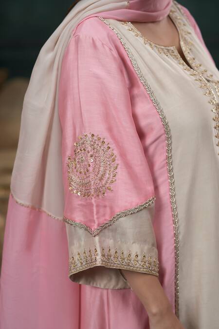 Hirika & Dhruti Pink Silk, Cotton, Organza Embroidery, Sequins Marodi Work Kurta Pant Set at Aza Fashions Hirika & Dhruti_Pink Silk, Cotton, Organza Embroidery, Sequins Marodi Work Kurta Pant Set _at_Aza_Fashions