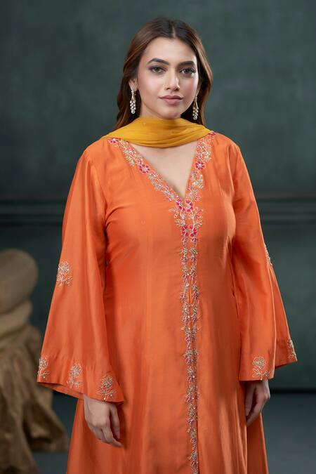 Buy_Hirika & Dhruti_Orange Silk, Georgette, Chiffon Embroidery, Tassels Marodi Work Kurta Pant Set _Online_at_Aza_Fashions