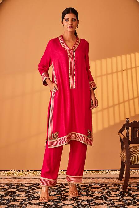 BO Tree_Magenta Satin, Silk Embroidery, Lace Janaan Zardozi Butta Placement Kurta Set _Online_at_Aza_Fashions