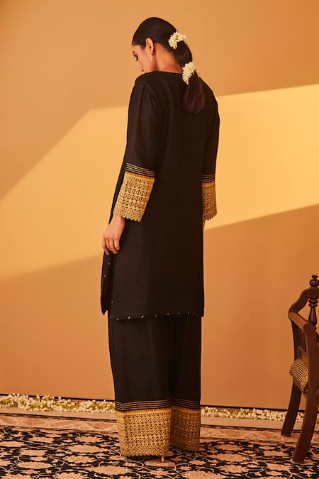 BO Tree Zehar Stripe Embroidered Kurta & Flared Pant Set 