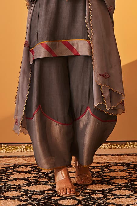 BO Tree_Grey Organza, Silk Embroidery Split V-neck Anjum Stripe Border Woven Kurta Set _Online_at_Aza_Fashions