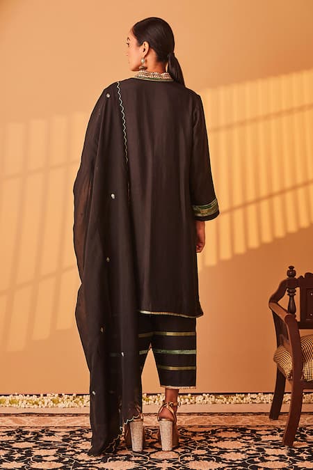 BO Tree Naaz E Jahan Zardozi Embroidered Kurta Set 