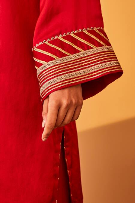 Shop_BO Tree_Red Satin, Organza Embroidery, Gota Patti Split Raabta Placket Kurta Set _Online_at_Aza_Fashions