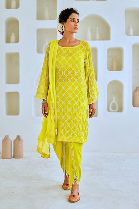 Myaara Mukaish Detailed Kurta Tulip Pant Set 