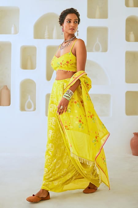 Buy Myaara Green Tissue, Chanderi, Georgette Embroidery, Floral Print Blouse Skirt Set Buy_Myaara_Green Tissue, Chanderi, Georgette Embroidery, Floral Print Blouse Skirt Set