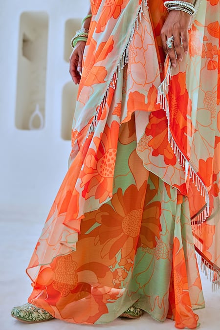Buy_Myaara_Green Chiffon, Georgette Tassels, Floral Print Pre-draped Saree With Blouse 