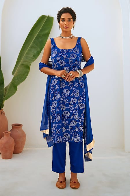 Myaara Blue Kurta Georgette Mukaish Round Detailed Straight Set 