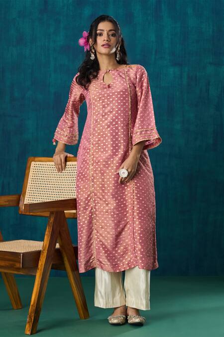 Shop Mushio Pink Chanderi, Gingham, Crepe Lace, Amala Zari Embroidered Kurta And Pant Set Online at Aza Fashions Shop_Mushio_Pink Chanderi, Gingham, Crepe Lace, Amala Zari Embroidered Kurta And Pant Set _Online_at_Aza_Fashions