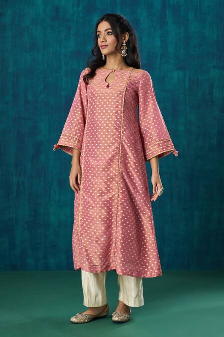 Buy Mushio Pink Chanderi, Gingham, Crepe Lace, Amala Zari Embroidered Kurta And Pant Set Buy_Mushio_Pink Chanderi, Gingham, Crepe Lace, Amala Zari Embroidered Kurta And Pant Set