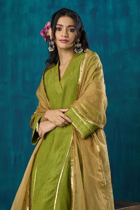 Mushio_Green Crepe, Cotton, Organza, Silk Jivika Embroidered High Low Kurta And Pant Set _Online_at_Aza_Fashions