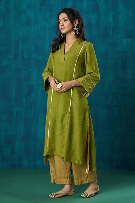 Shop_Mushio_Green Crepe, Cotton, Organza, Silk Jivika Embroidered High Low Kurta And Pant Set _Online_at_Aza_Fashions
