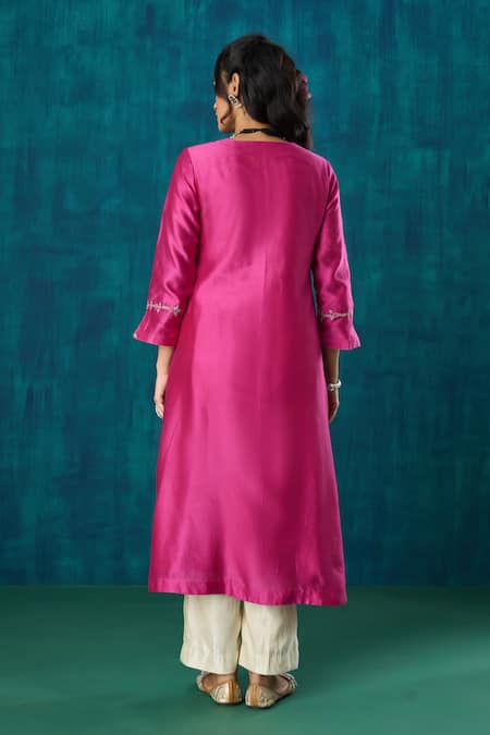 Mushio Charvi Chanderi Floral Embroidered A-Line Kurta & Pant Set 