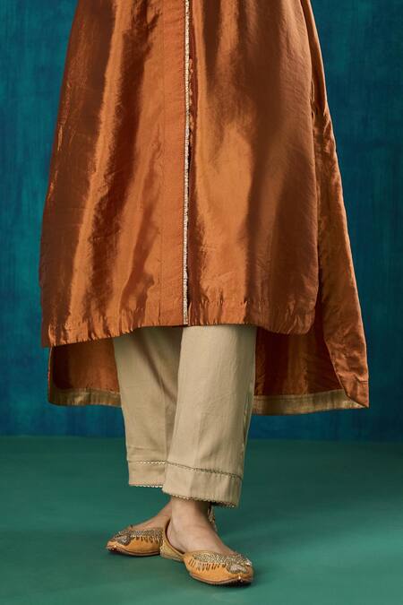 Shop_Mushio_Orange Silk, Organza Lace, Embroidery Bandeau Sanika High Low Kurta And Pant Set 
