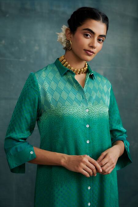 Buy Krishna Mehta Green Modal Block Printed Abstract Collared Asymmetric Shirt Kurta With Pant Online at Aza Fashions Buy_Krishna Mehta_Green Modal Block Printed Abstract Collared Asymmetric Shirt Kurta With Pant _Online_at_Aza_Fashions