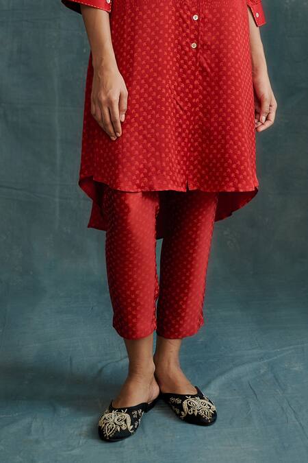 Krishna Mehta_Red Modal Block Printed Abstract Asymmetric Shaded Shirt Kurta With Pant _Online_at_Aza_Fashions