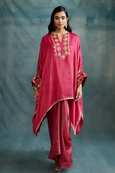 Buy_Krishna Mehta_Pink Modal Gota Patti Split V-neck Floral Embroidered Kaftan _Online_at_Aza_Fashions