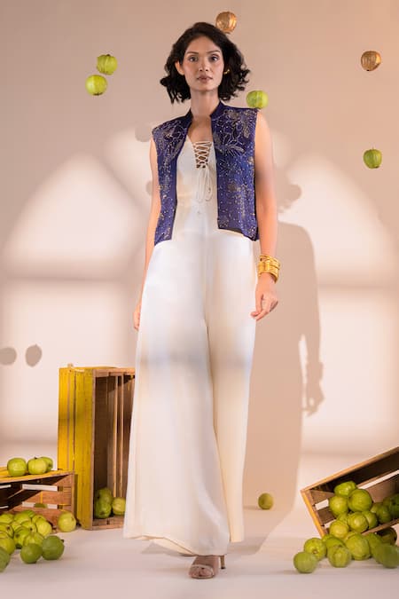 Amrood Solid Front Tie Up Jumpsuit With Embroidered Jacket 