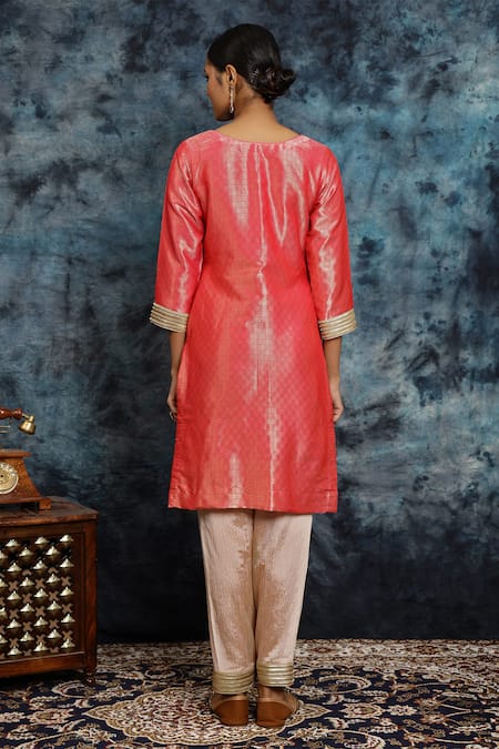 Musal Gulab Ghazal Embroidered Kurta & Salwar Set 