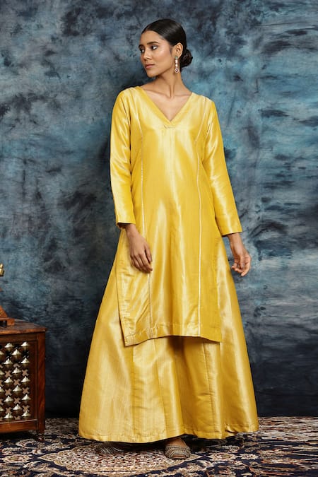 Musal_Yellow Silk, Tissue, Haldi Haazari Banarasi Embroidered Kurta And Palazzo Set _Online_at_Aza_Fashions