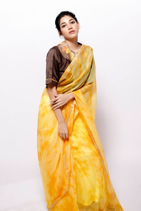 Bihart_Yellow Kota Doria, Chanderi, Raangsaaz Tie Dye Saree With Sujani Work Crop Top _Online_at_Aza_Fashions