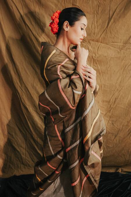 Buy_Bihart_Green Silk Embroidery V-neck Rangsaaz Contrast Stripe Pattern Saree With Blouse _Online_at_Aza_Fashions