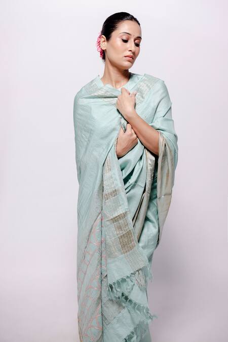 Bihart Tarangini Zari Woven Saree With Unstitched Blouse Piece 
