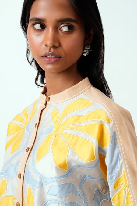 Madder Much Brown Chanderi, Handloom Cotton Embroidery Bandeau Neck Bask Applique Top Online at Aza Fashions Madder Much_Brown Chanderi, Handloom Cotton Embroidery Bandeau Neck Bask Applique Top _Online_at_Aza_Fashions