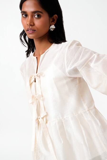Buy_Madder Much_Ivory Chanderi, Handloom Toni Pleated Tie Up Peplum Top And Flared Pant Set _Online_at_Aza_Fashions
