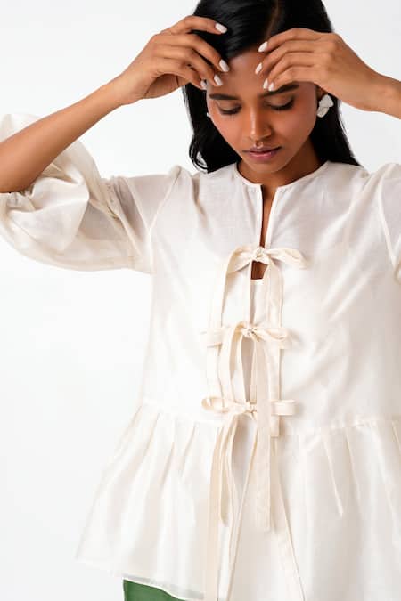 Buy_Madder Much_Ivory Chanderi, Handloom Toni Pleated Tie Up Peplum Top And Flared Pant Set 