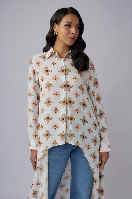 PS Pret By Payal Singhal_Ivory Crepe Print Flora Star Collar Neck High Low Tunic_Online_at_Aza_Fashions