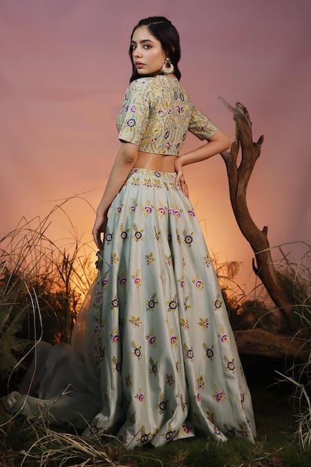 Ishram Couture Kishori Thread Embroidered Lehenga Set 