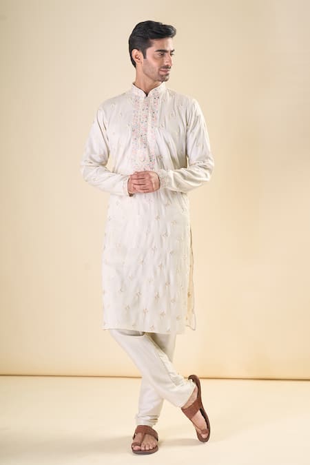 Aryavir Malhotra Leaf Motif Embroidered Classic Kurta With Pyjama 