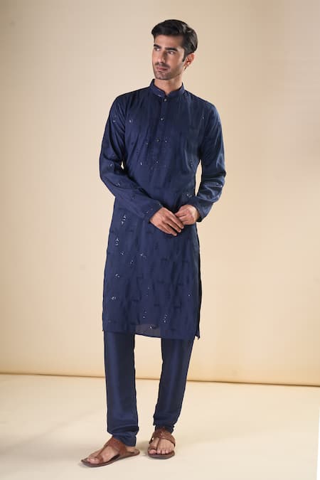 Aryavir Malhotra Ditsy Sequin Embroidered Classic Kurta With Pyjama 